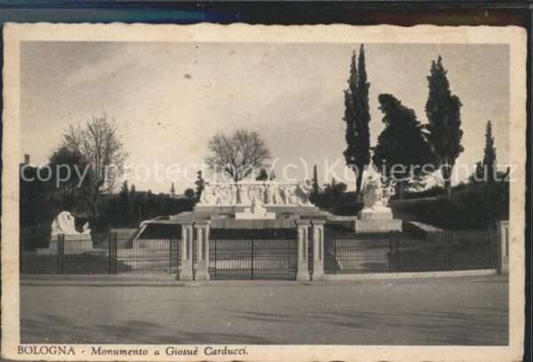 Bologna Monumento a Giosuè Carducci