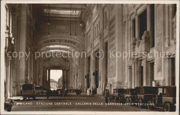 Milano Stazione Centrale Carrozze Autos