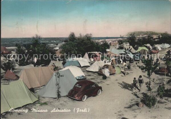 Misano Adriatico Camping am Strand Zelte Autos