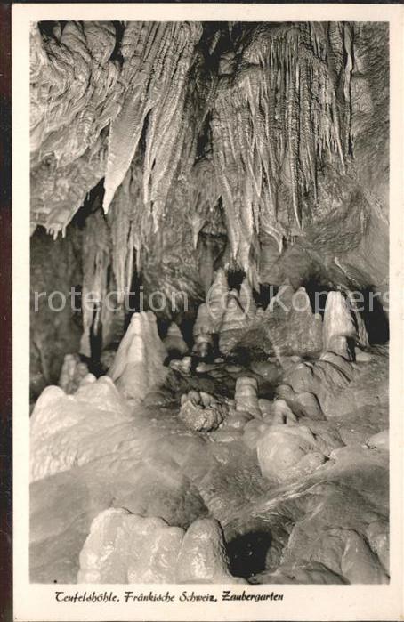 Hoehlen Caves Grottes Teufelshöhle Fränkische Schweiz Zauberg