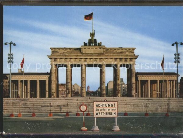 Zoll Grenze Douane Brandenburger Tor Grenze Berlin West-Be