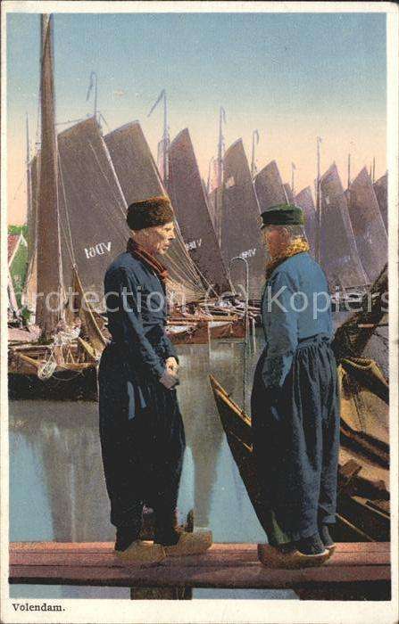 Volendam Holzschuhe Tracht Segelboote Fischer