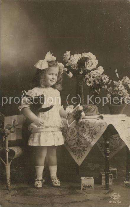 Teddy Teddybaer Teddy-bear Kind Rosen Kuchen Blumen