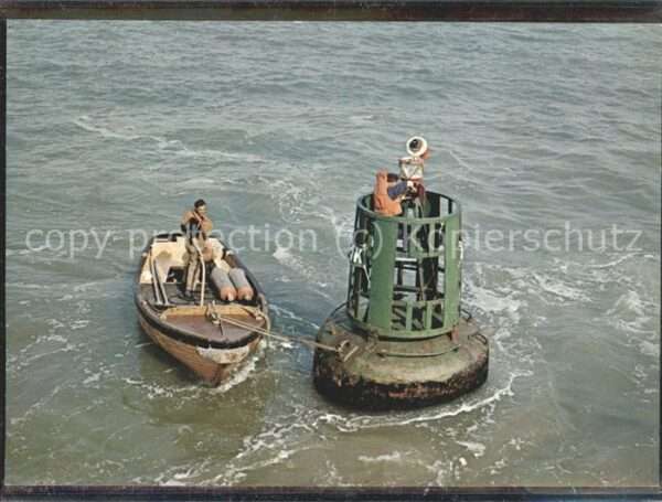 Boote La Cloche de Brume Fogclock