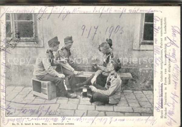 Soldatengruppenfoto Kartenspiel kleines Manöver