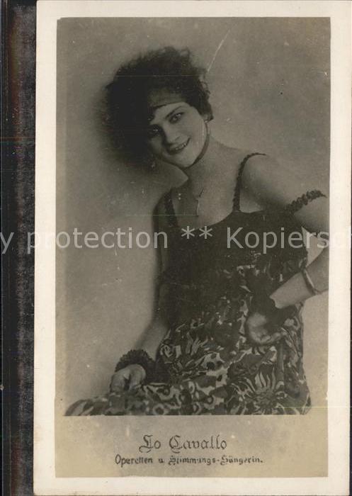 Theater Lo Cavallo Operetten Stimmungs-Sängerin