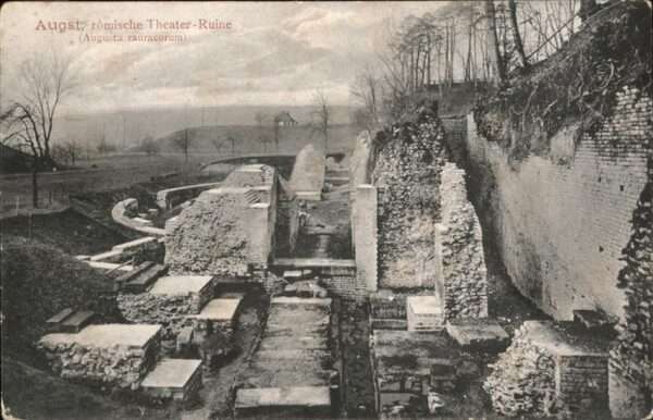 Augst Theater Ruine