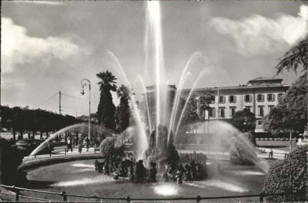 Lugano TI Fontana Piazza Manzoni