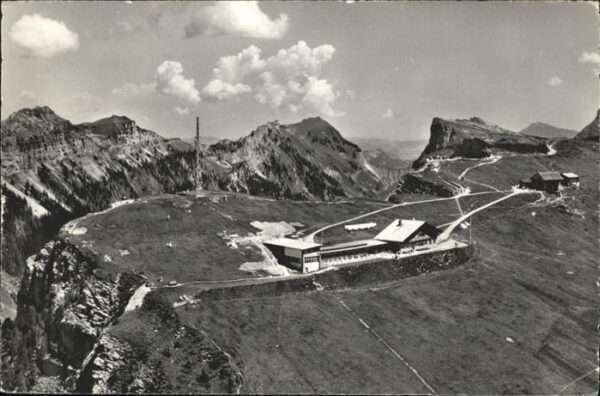 Niederhorn Hotel Restaurant Berghaus