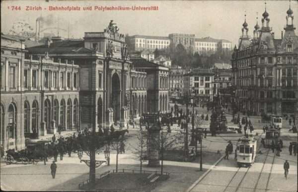 Zuerich Bahnhofsplatz Polytechnikum Universität