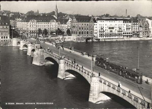 Basel BS Mittlere Rheinbrücke Strassenbahn