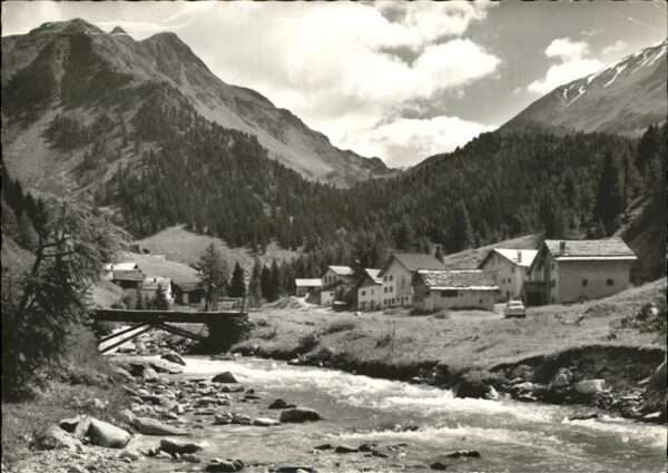 Val Tuors