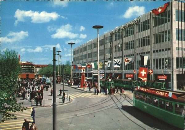 Basel BS Schweizer Mustermesse Tram, Strassenbah