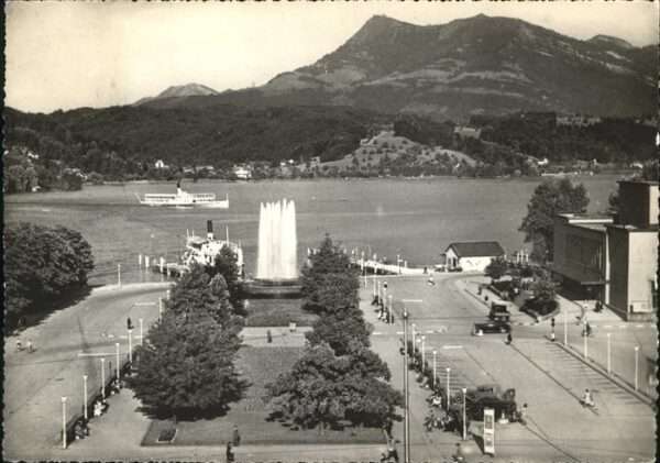 Luzern LU Bahnhofplatz mit Rigi