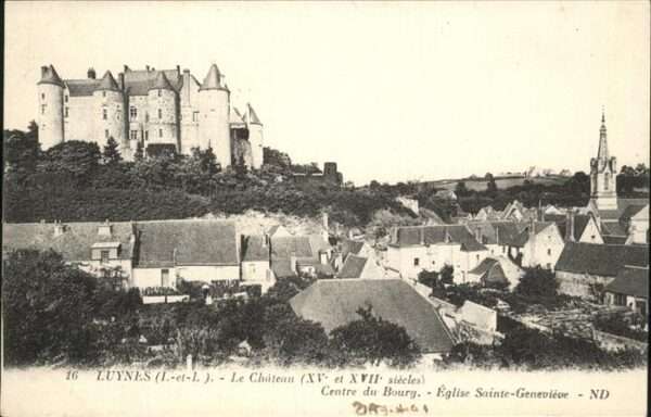 Luynes Indre-et-Loire Chateau Eglise Sainte Genevieve