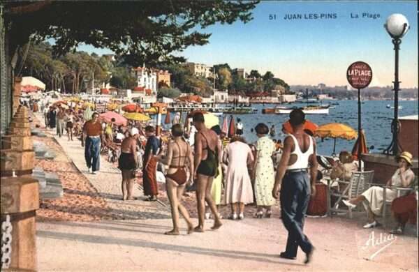 Juan-les-Pins Antibes 06 Plage Schiff