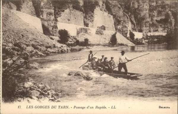 Gorges du Tarn Passage un Rapide Boot
