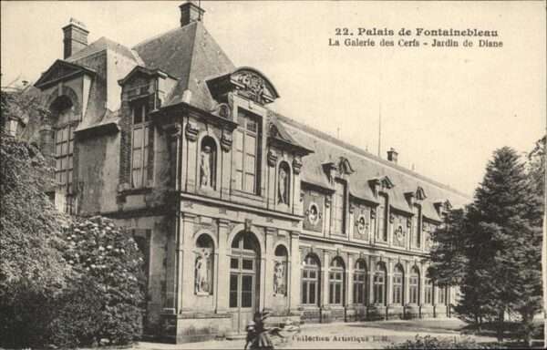Fontainebleau Galerie des Cerfs Jardin de Diane