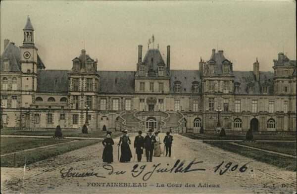 Fontainebleau Cour Adieux