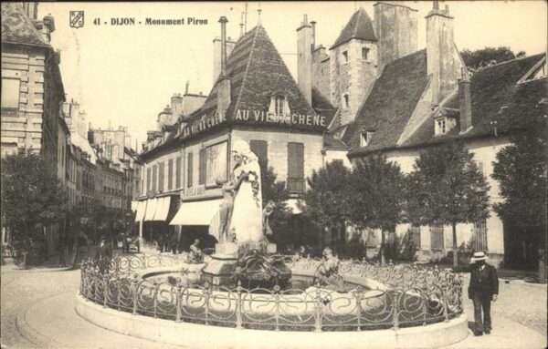 Dijon 21 Monument Piron