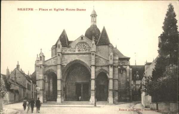 Beaune Place Eglise Notre Dame