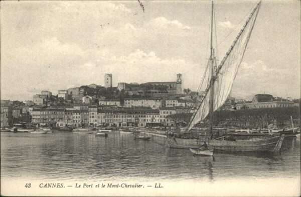 Cannes Alpes-Maritimes Port Mont Chevalier