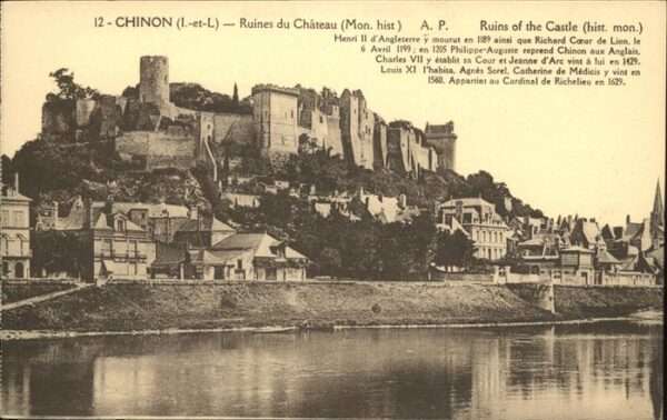 Chinon Ruines Chateau