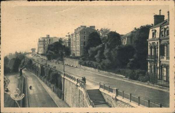 Pau 64 Boulevard Pyrenees