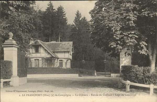 Choisy-au-Bac Chateau Loge Concierge