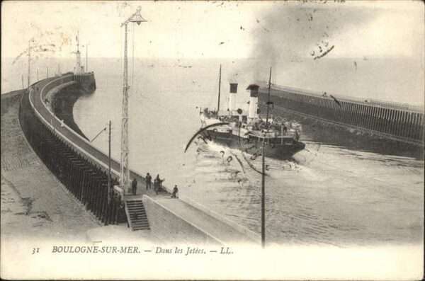 Boulogne-sur-Mer Dans les Jetees