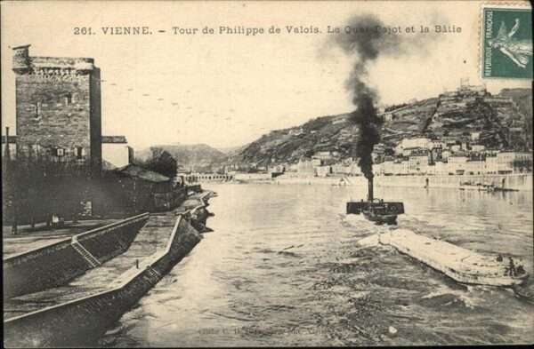 Vienne Isere Tour Philippe de Valois Quai Pajot