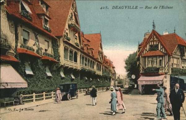 Deauville-sur-Mer Rue de L_Ecluse