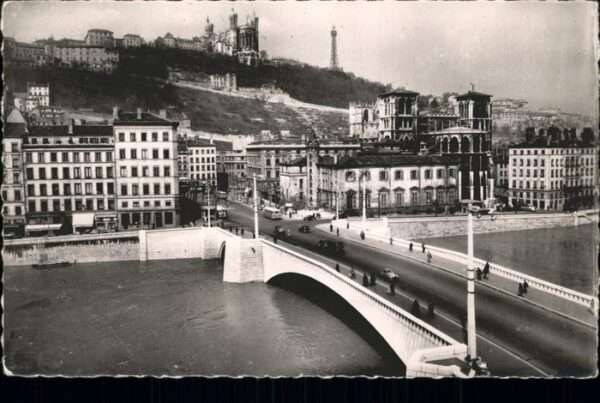 Lyon France Pont Tilsit sur la Saone
