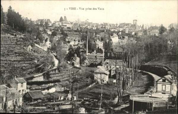 Vire-sur-Lot Vue prise des Vaux