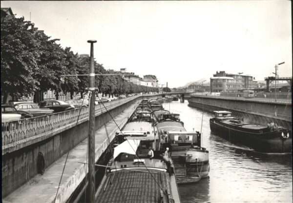 Charleroi Wallonie Le Canal