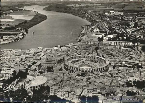 Arles Bouches-du-Rhone Vue d`Avion