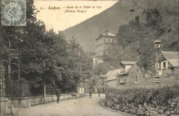 Buchon Route de la Vallee du Lys
Chateau Roug