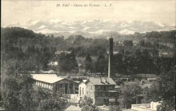 Pau 64 Chaine des Pyrenees