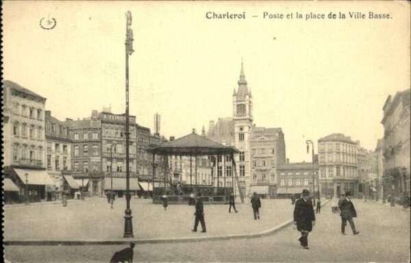 Charleroi Wallonie Poste Place Ville Basse  Hund