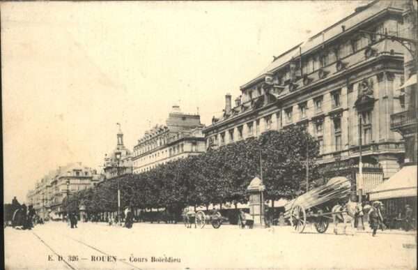 Rouen Cours Boieldieu Pferd