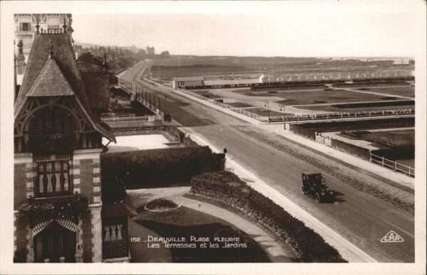 Deauville-sur-Mer Terrasses et les Jardins