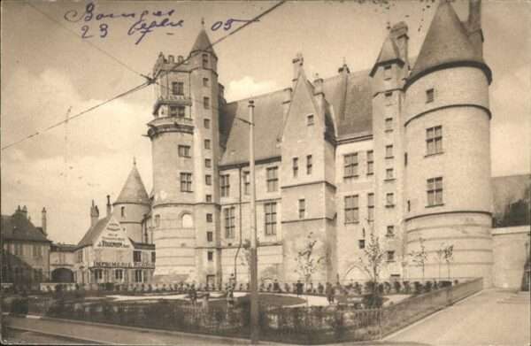 Bourges
