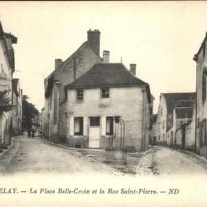 Vezelay Place Belle Croix Rue Saint Pierre