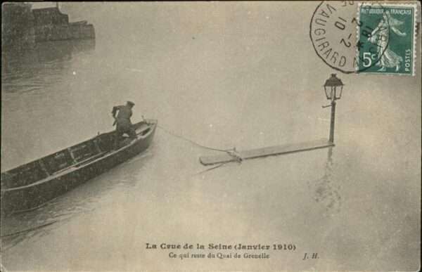 Paris Quai Grenelle
