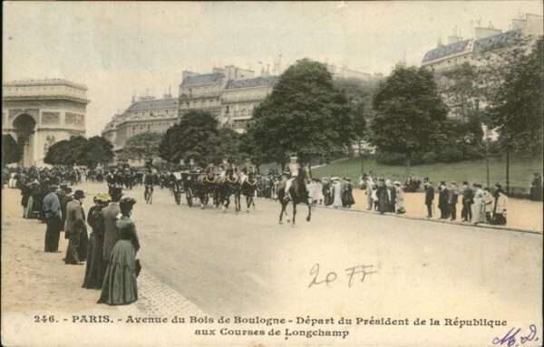 Paris Avenue Bois Boulogne