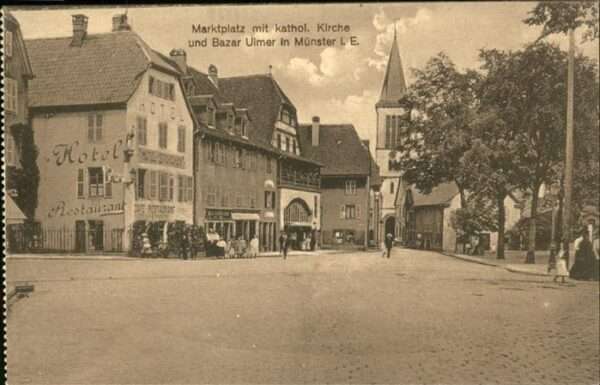 Muenster Elsass Marktplatz Kirche Bazar