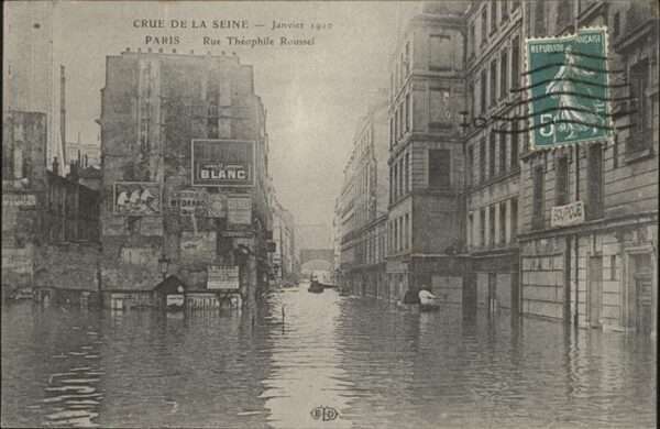 Paris Crue de la Seine Rue Theophile Roussel