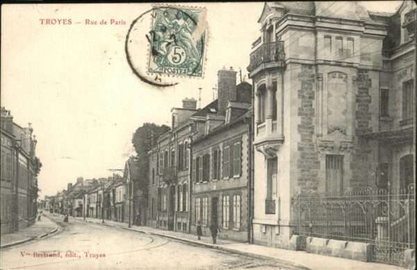 Troyes Rue de Paris