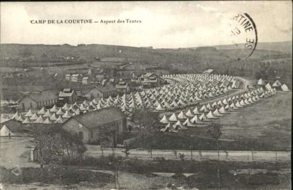 La Courtine Camp Aspect des Tentes
