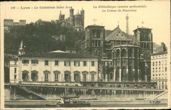 Lyon France Cathedrale Saint Jean Schiff